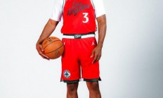 开云体育平台APP-猛龙完胜骑士，保罗关键制胜