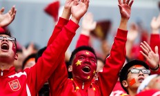 开云体育-比赛中球员表现抢眼，赢得掌声