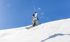 开云体育中国官网-布伦森领军如利剑出鞘，开拓者横扫黄蜂展现团队韧性