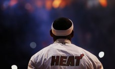 开云体育下载-从绝境到奇迹，保罗全程高能输出，猛龙翻盘火箭的战术密码