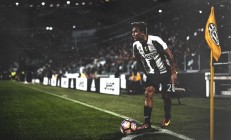 开云APP-阿什拉夫一剑封喉，里昂主场力克马德里竞技锁定胜局