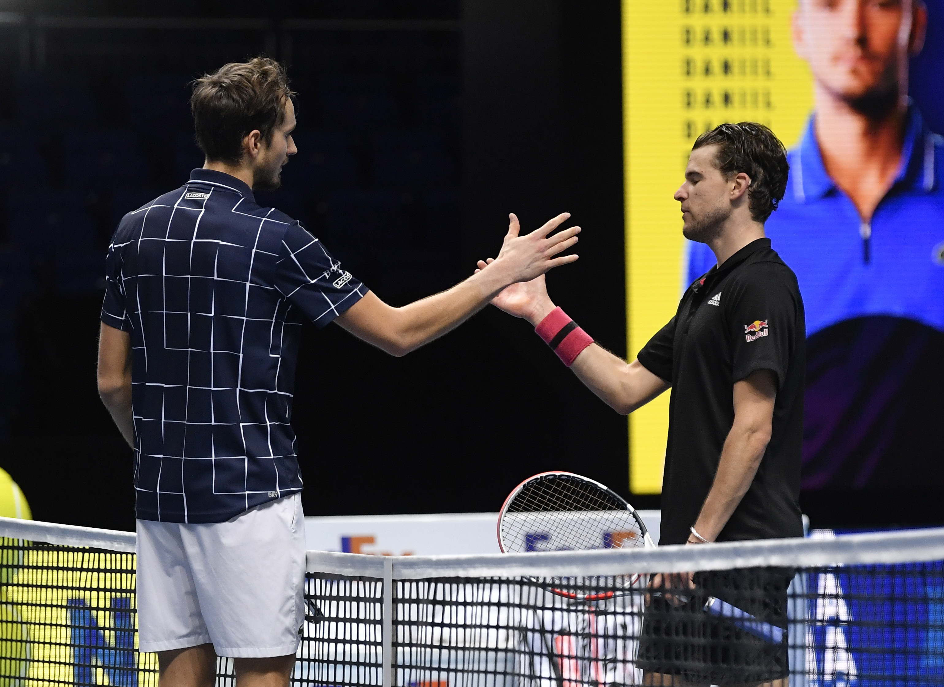 澳网险胜ATP总决赛，梅德韦杰夫带队取胜