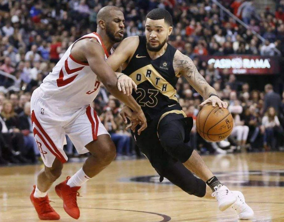 猛龙队与热火队对决,谁能笑到最后? 猛龙队与热火队对决,谁能笑到最后?