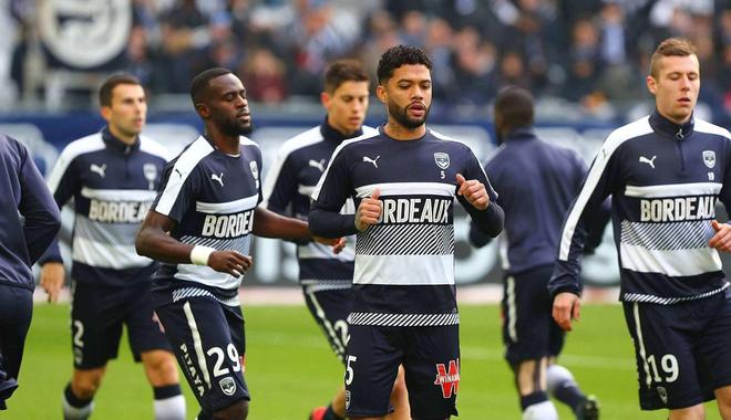 包含波尔多队战胜劲敌，法甲积分榜位置凸显的词条