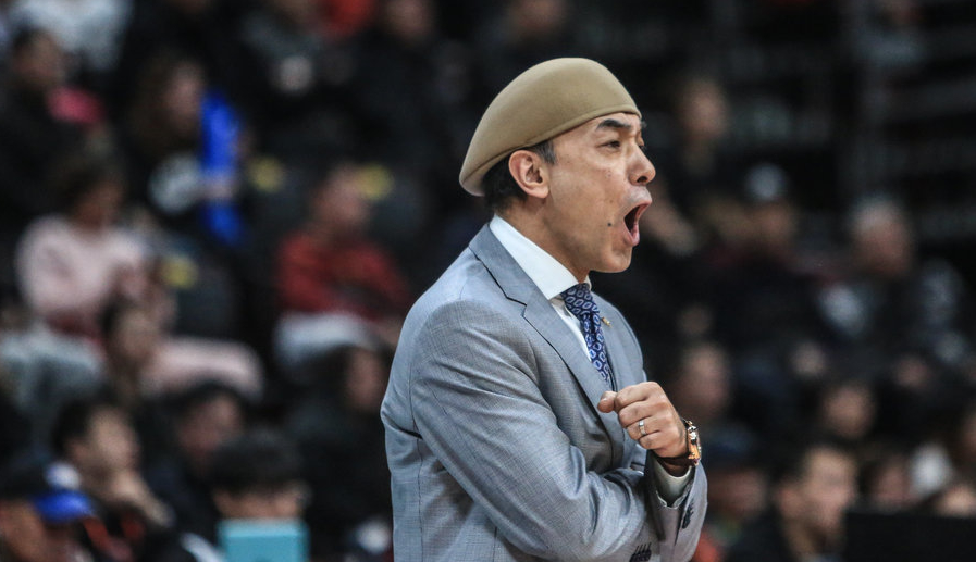 关于斯图加特球员待价而沽，是否留队尚待官方确认的信息