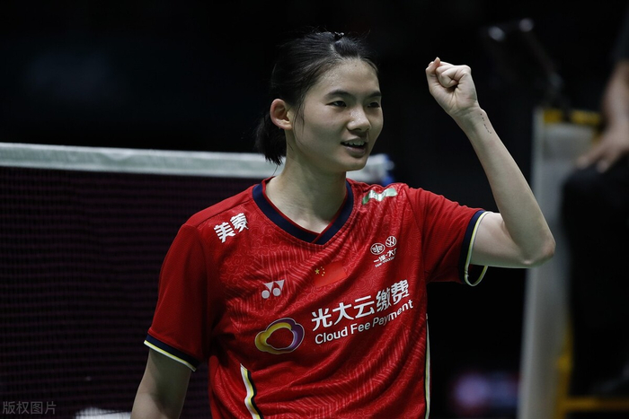 包含日本队绝杀马来西亚队，黄鸭组合点燃赛场的词条