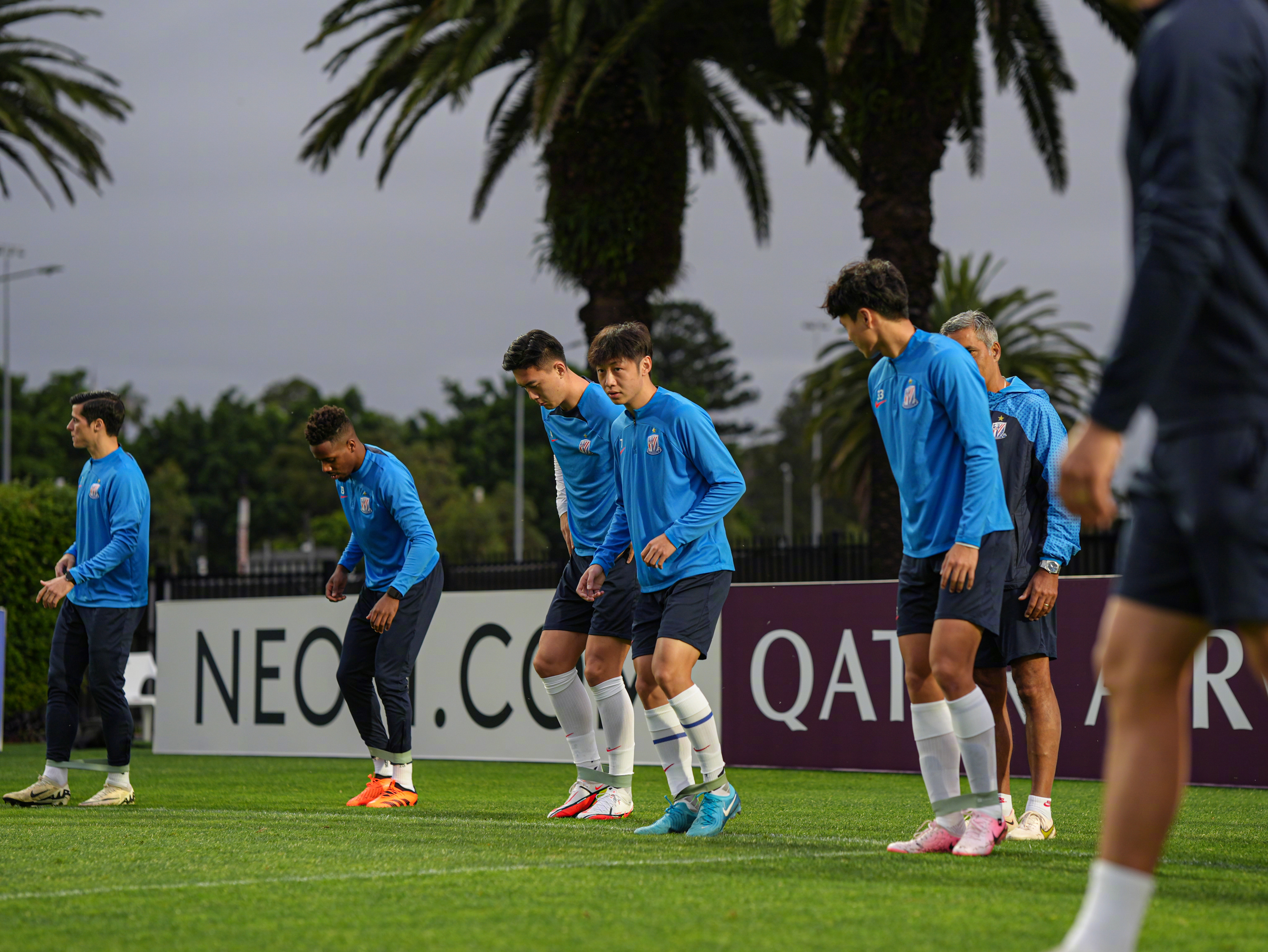 包含欧预赛热身赛开打，球员状态逐渐回升赛前的词条