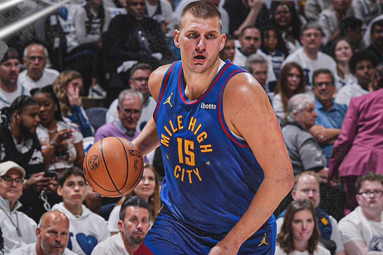 猛龙强势勇士B队，乔治·希尔完成帽子戏法的简单介绍