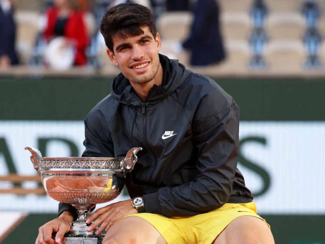 ATP总决赛力克法网，阿尔卡拉斯高光表现