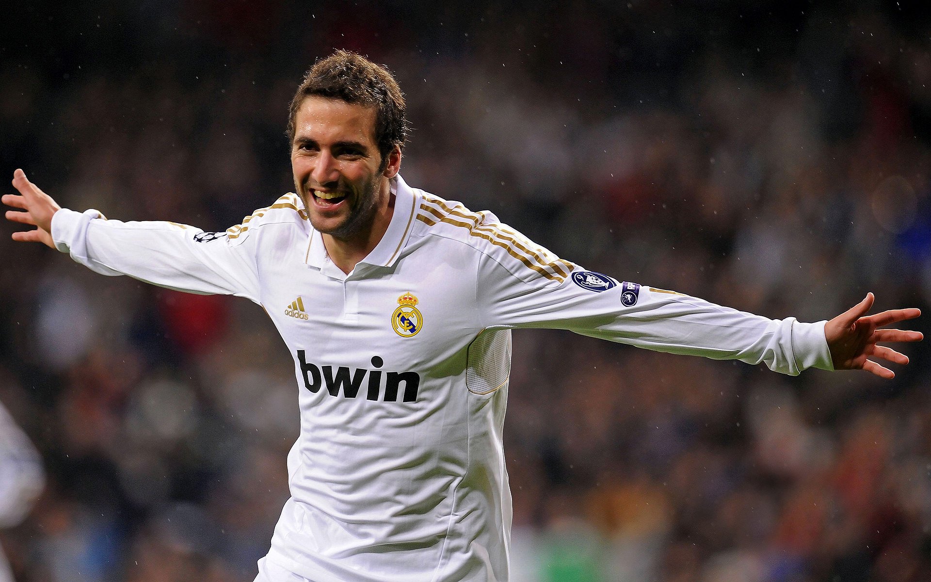 魔术防守锁死老鹰,爱德华兹在年度焦点之战接管比赛